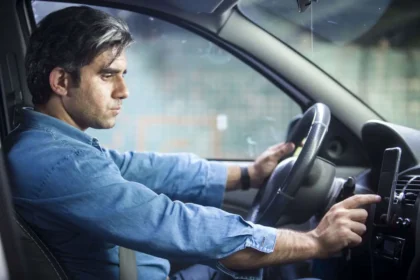 چرا میلیون‌ها‌ ایرانی راننده شدند؟
